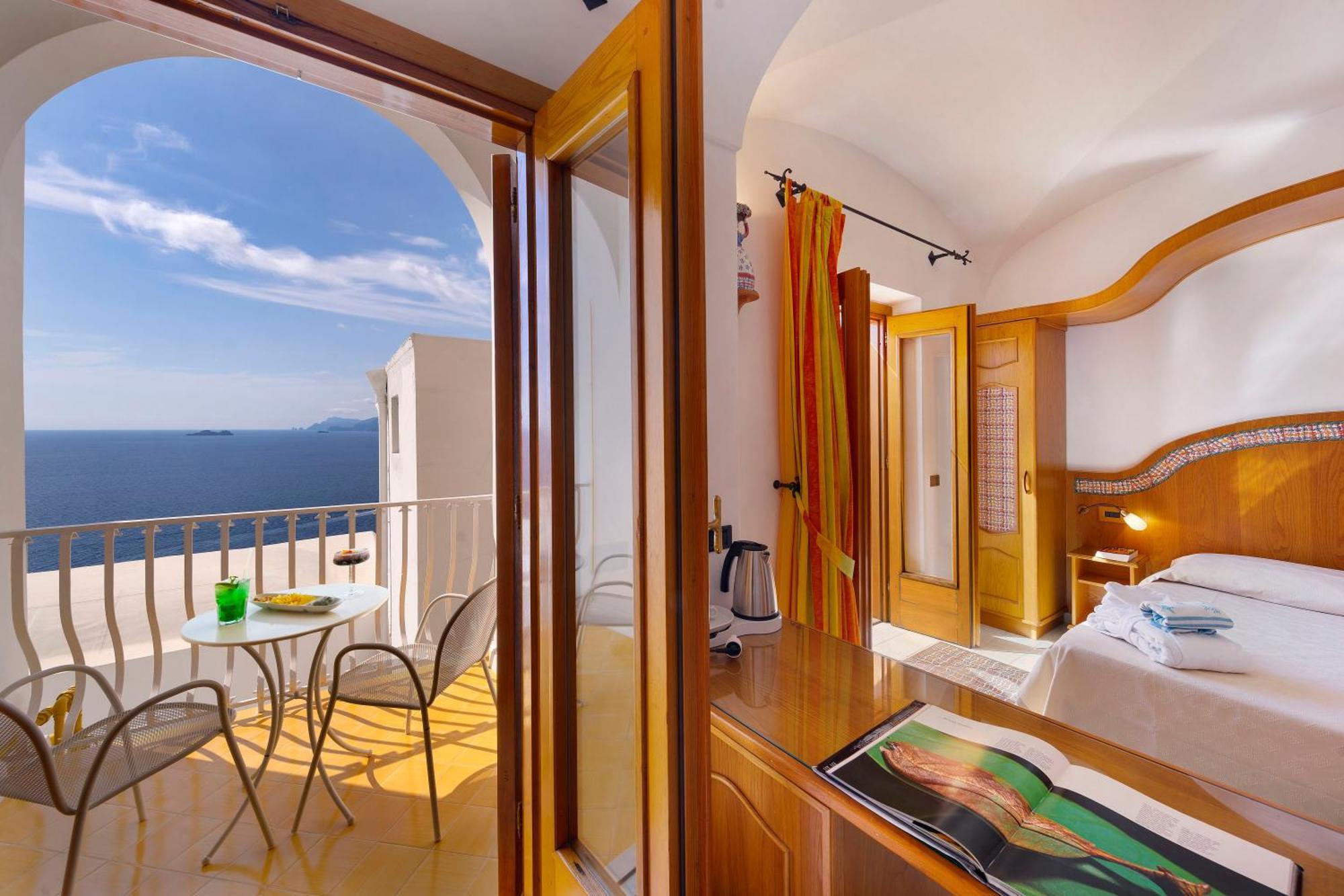 Tramonto D'Oro Hotel Praiano Bagian luar foto