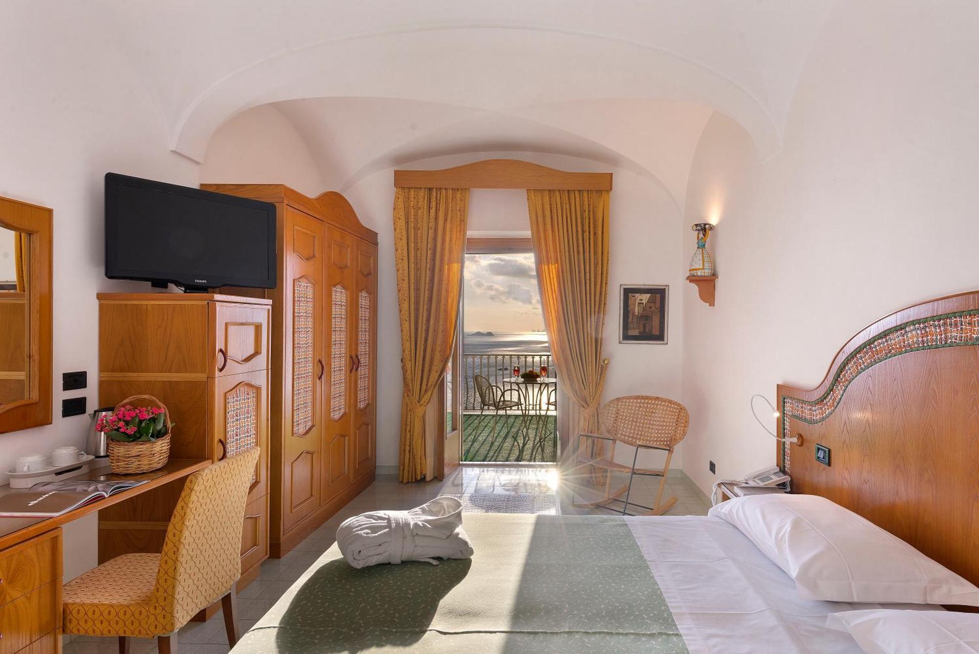 Tramonto D'Oro Hotel Praiano Bagian luar foto